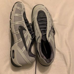 New pair of Nike zoom sneaker